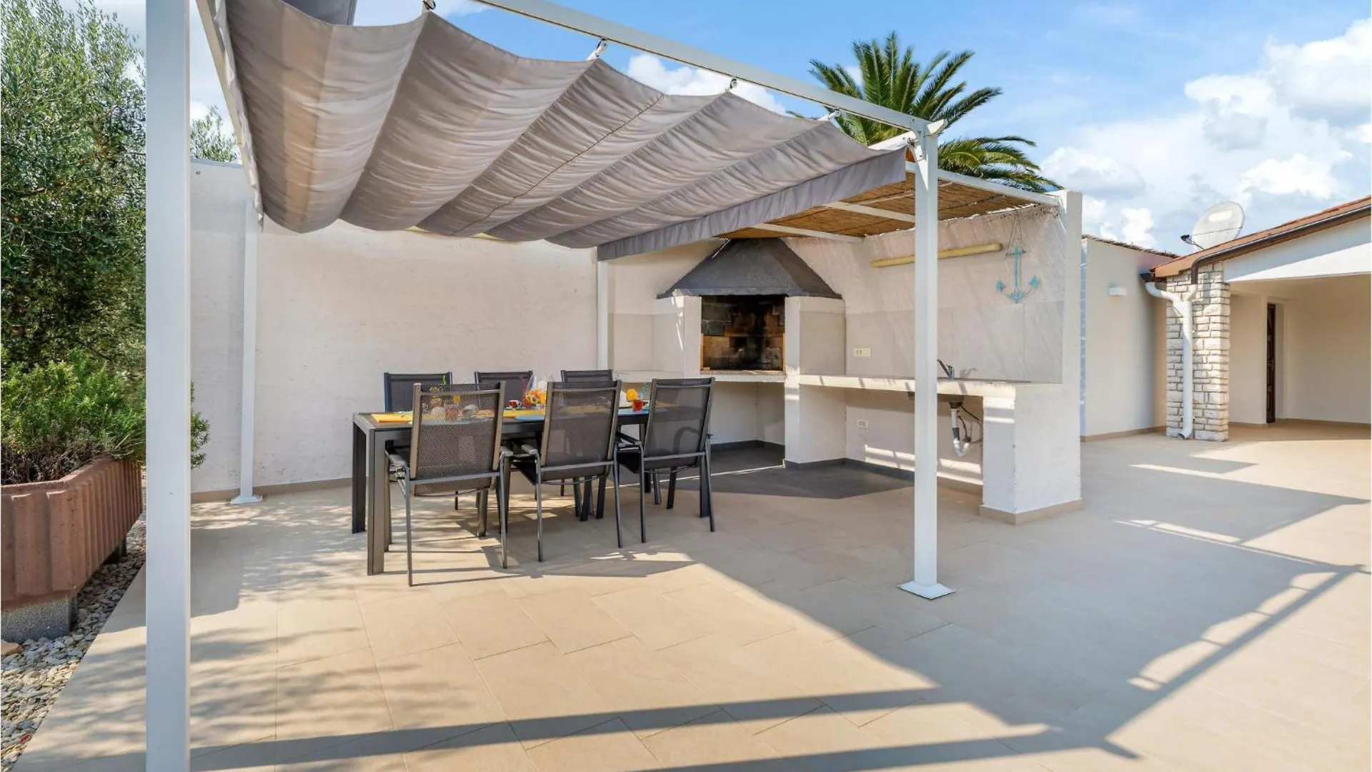 Awesome Home In Pula Kroatië